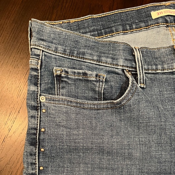 Levi Strauss 311 Shaping Skinny Jeans - Picture 7 of 14
